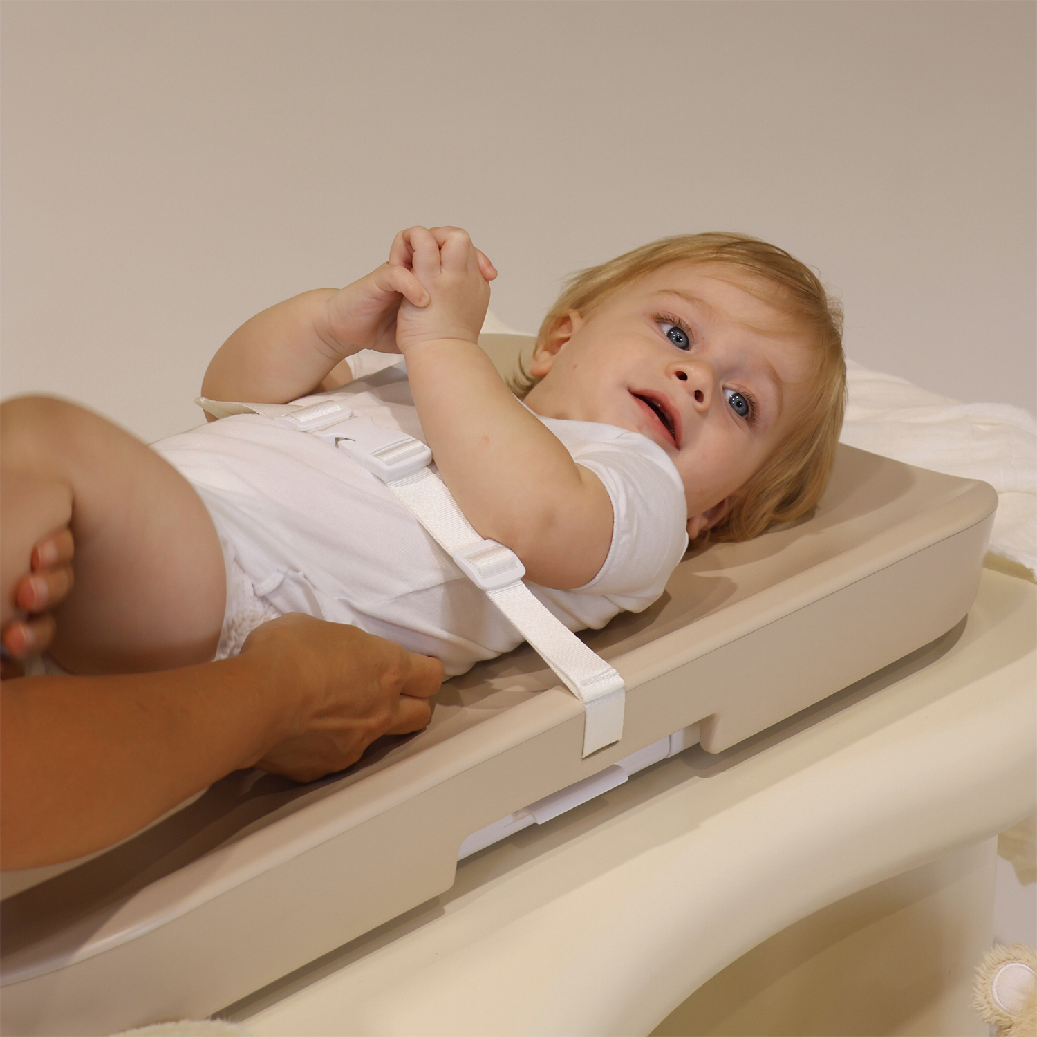 Baby Bache 2 in 1 Scale Changing Pad - Image 12